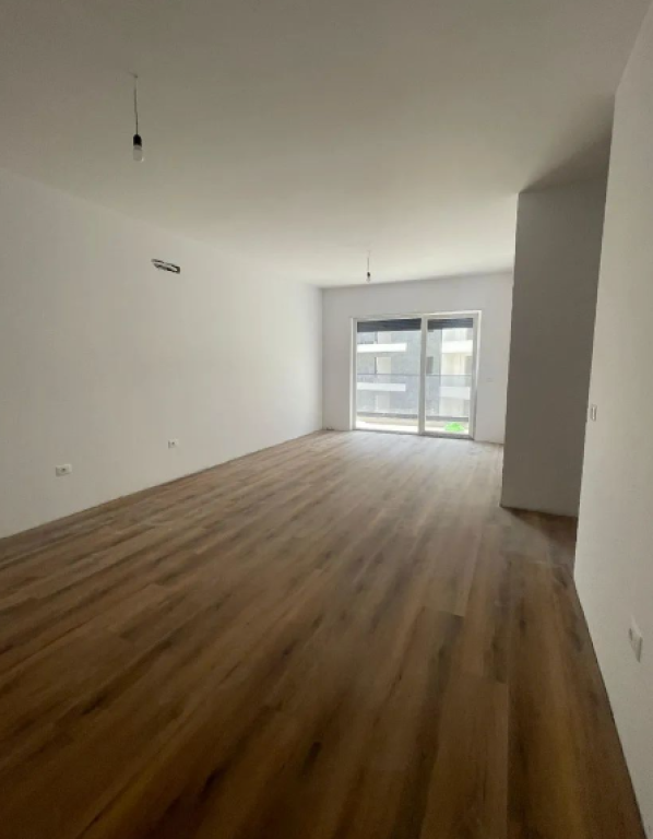 📢 Shitet Apartament 3+1+2 – Kompleksi Diellon, Paskuqan