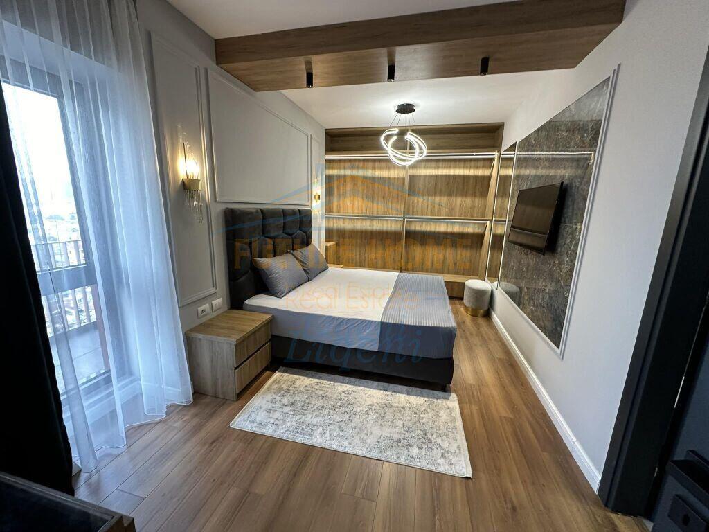 Qera Apartament 3+1+post parkimi Garden Building Rruga e Kavajes