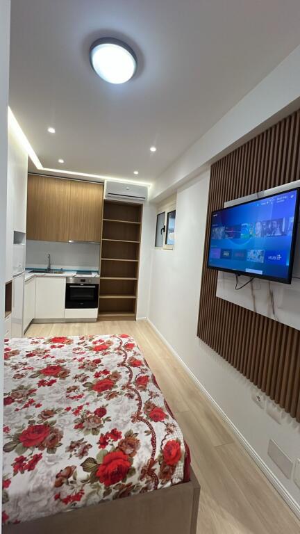 Jepet Studio me qera Liqeni i Thate