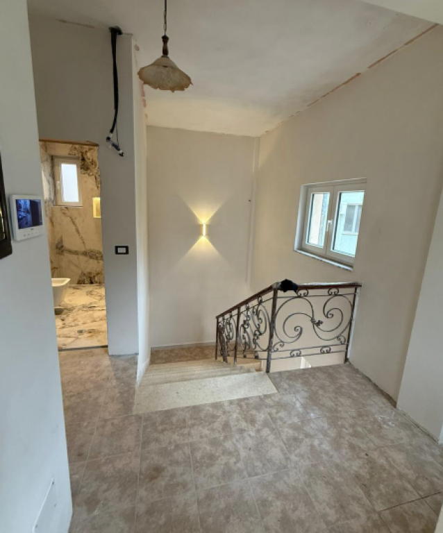 🏡 Jepet me Qira Vilë Twin – Pas Garden Building | Super Lokacion