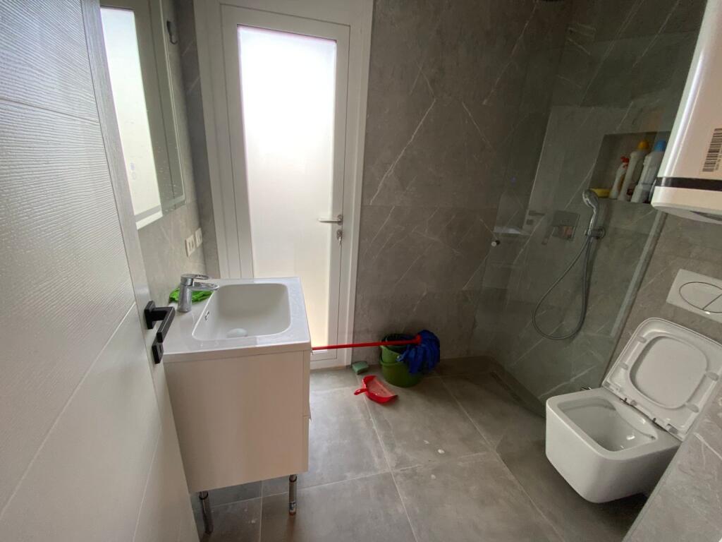 For rent 2+1+parking Pazari i Ri Red School 1300€