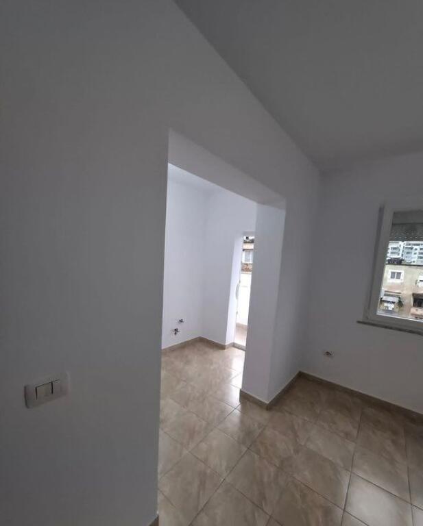 Apartament ne Shitje 1+1+Blk, Rruga e Kavajes