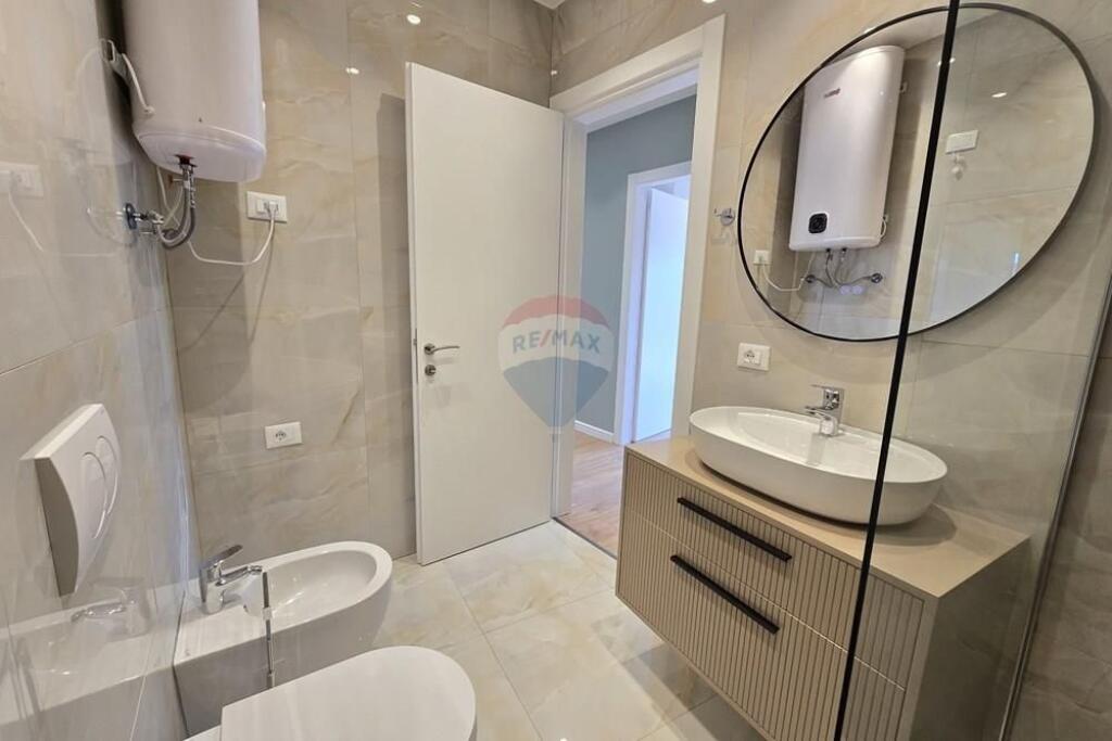 ✨Jepet me Qira Zyrë | 📍Lake View Residences, Liqeni i Tiranes