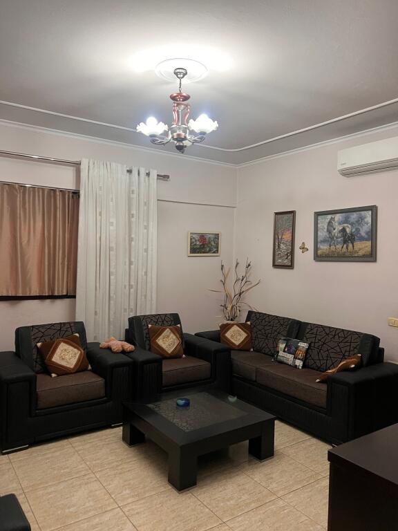 For rent 2+1+1 Private House Behind Vizion Don Bosko 550 thousand lek
