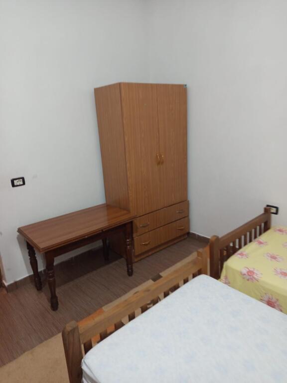 STUDIO 22000 LEKE.NEAR HOTEL KEIT.BLACK BIRD