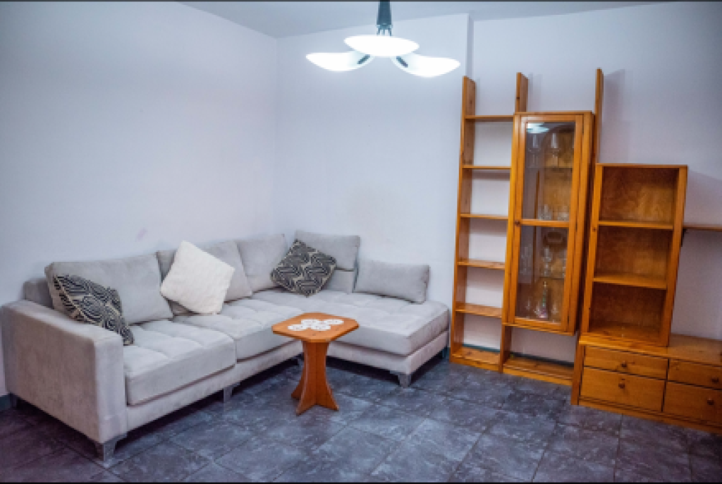 APARTAMENT 2+1 TEK PAZARI I RI ME QERA