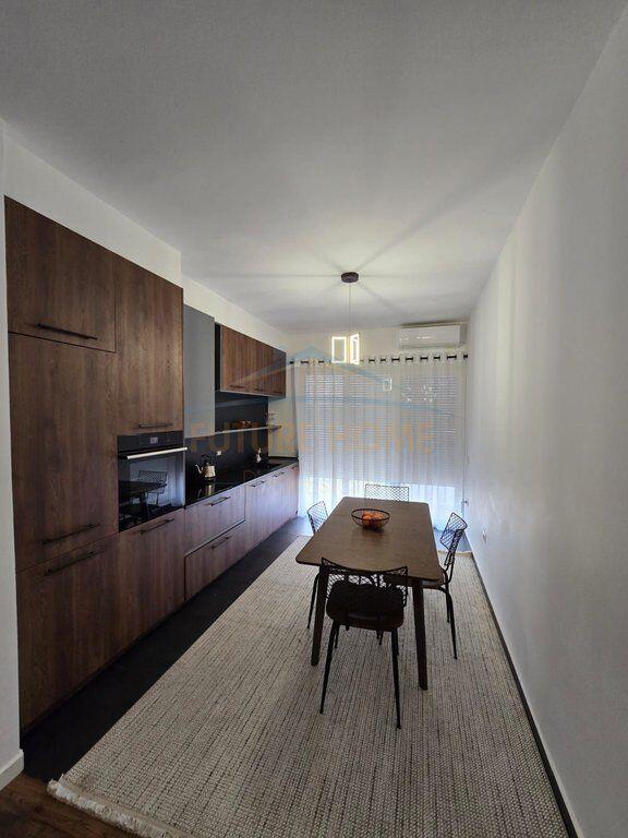 Qera, Apartament 2+1+2+Post Parkimi ,Liqeni i thate