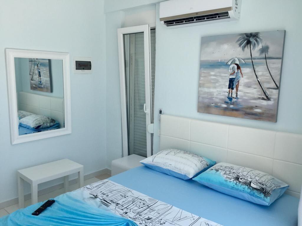 SHITEN 2 GARSONIERE DHERMI 780.000 EURO