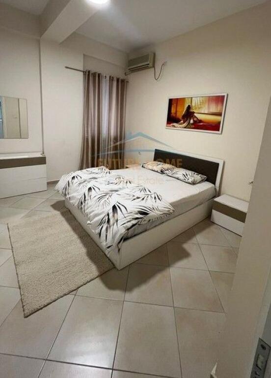 Qera , Apartament 1+1 , Fresk ,Tiranë!