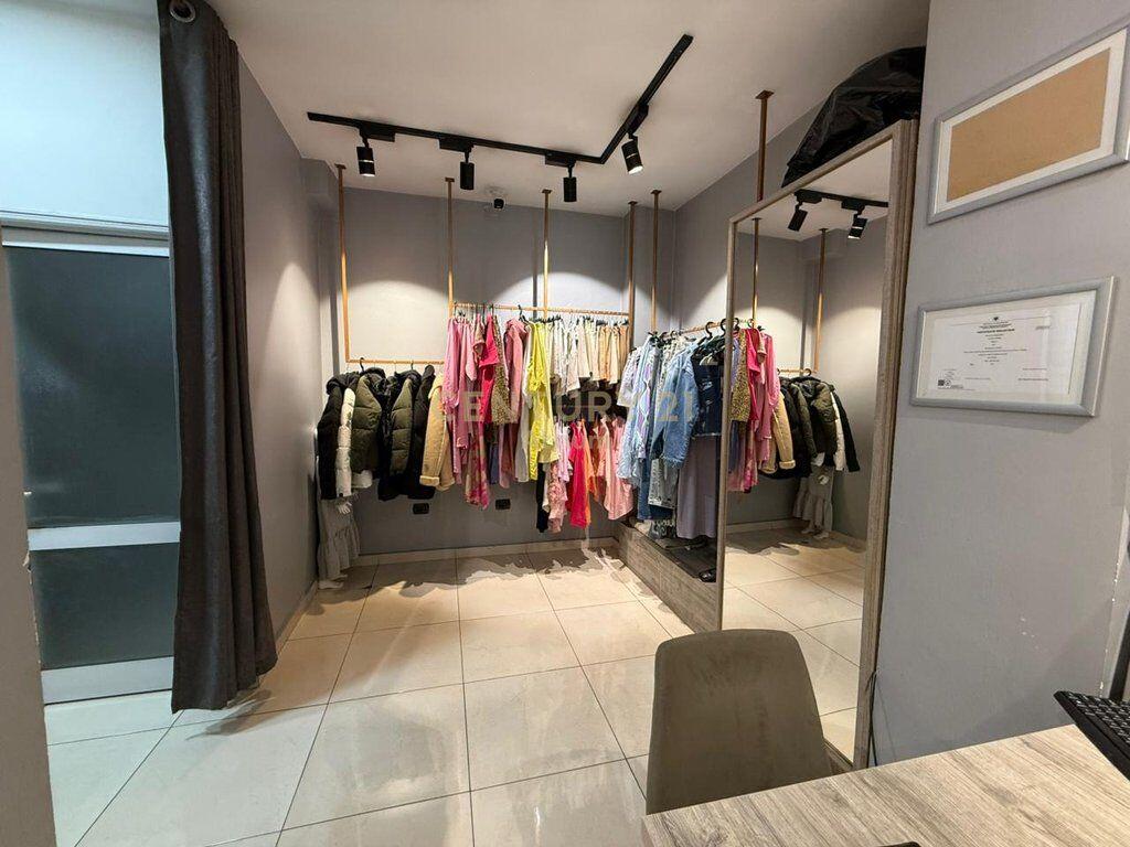 WE SELL A WOMEN'S CLOTHING BUSINESS!