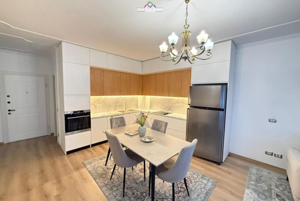 Apartament Me Qera 2+1+2 Tek Shallvaret (ID B2201712) Tirane