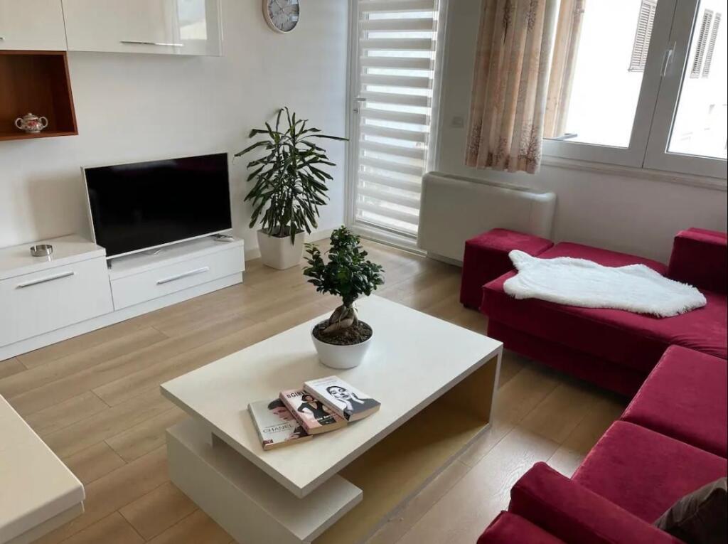 APPARTAMENTO IN AFFITTO 2+1+1+POSTO AUTO AL GIARDINO BOTANICO!