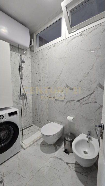 Apartament 2+1+Garazhd me qira tek Kompleksi Dinamo 1,000 € /Muaj