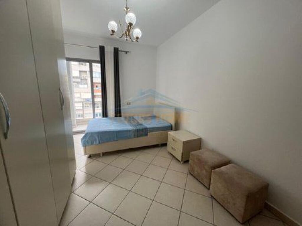 Qera. Apartament 2+1, Astir 450 euro