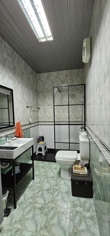 Jepet me qira penthhouse , Bllok