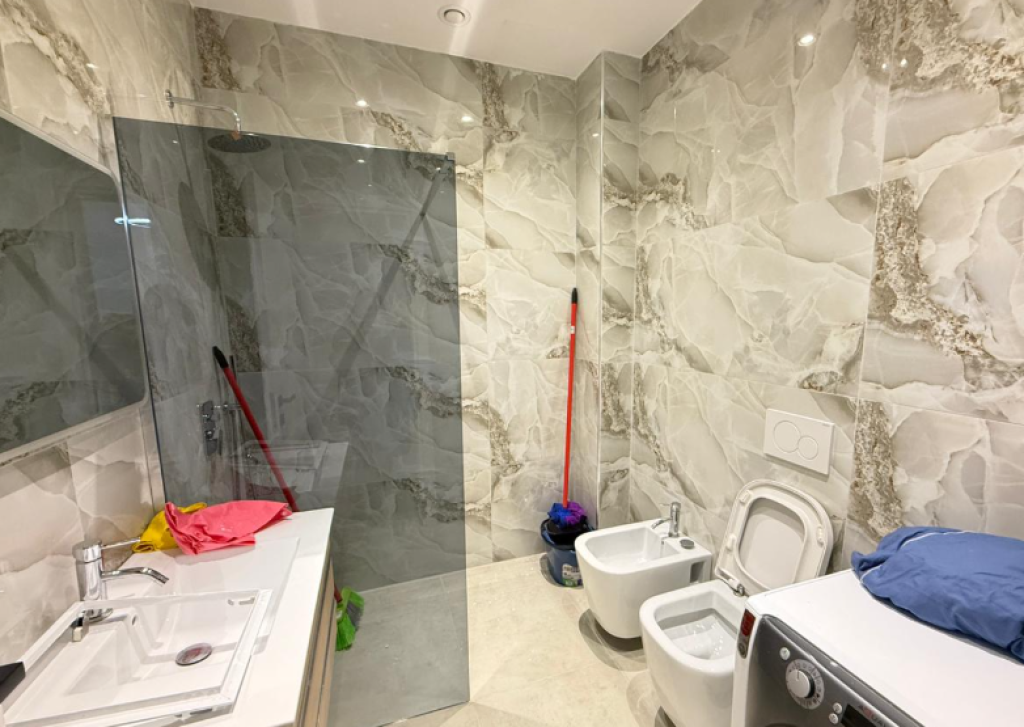 🏡 Apartment 2+1 with Veranda for Rent – Dry Lake