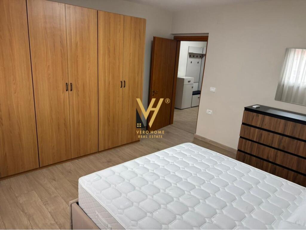 JEPET APARTAMENT 2+1 ME QERA SHKOLLA E BALETIT 600 EURO