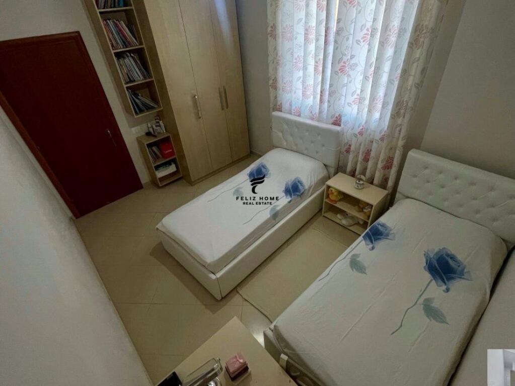 VILE ME QERA 2-KATESHE 360 M2 TEG 2.000 EURO