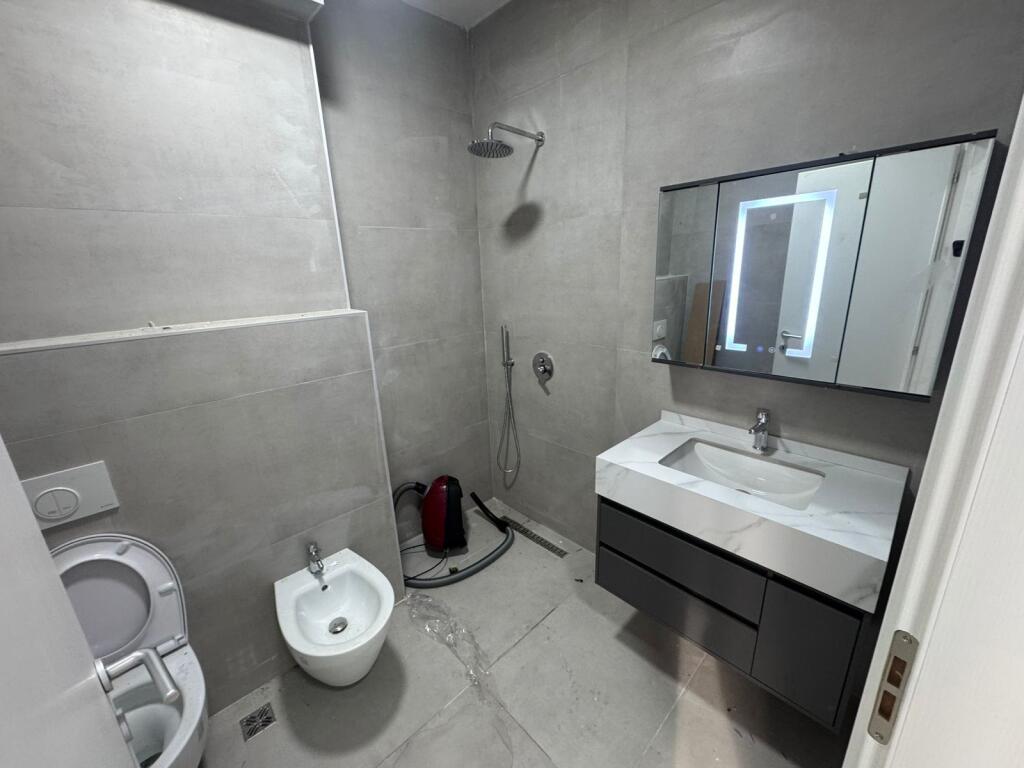 🏡 Jepet me qera apartament 2+1+2 📍 Adresa: Jordan Misja💶 Çmimi: 60,000 lekë / muaj