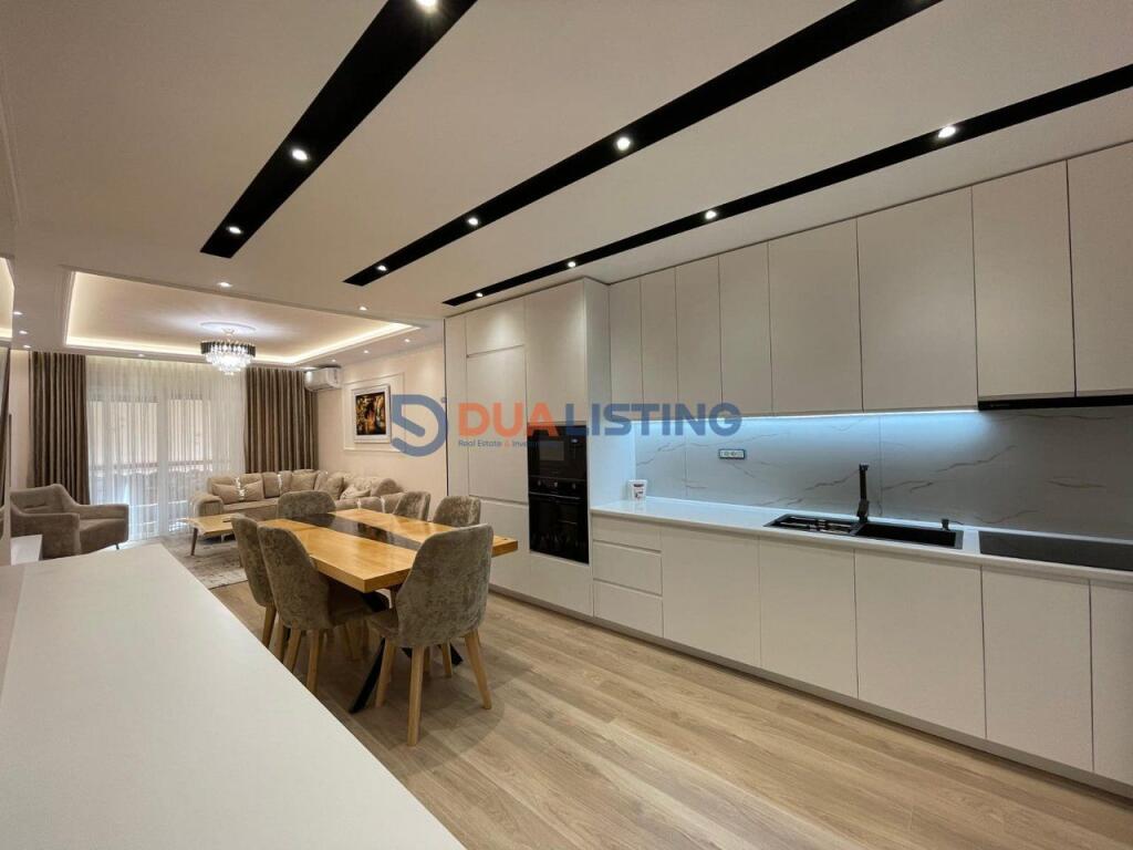 JEPET ME QIRA APARTAMENT 2+1+2 ME POST PARKIMI TEK LIQENI I THATE !