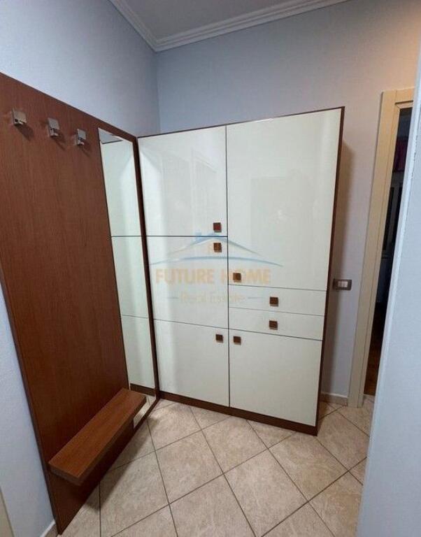 Affitto, Appartamento 2+1, Via Asim Vokshi, Tirana.