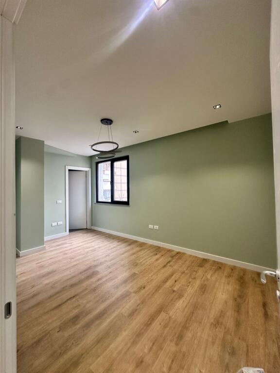 Shitet Apartament 3+1+2+Depo-Ish Alpha Bank, Astir