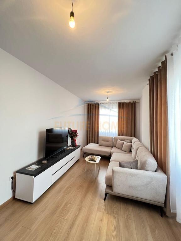 Shitet, Apartament 1+1, Kompleksi Fratari , Unaza e Re