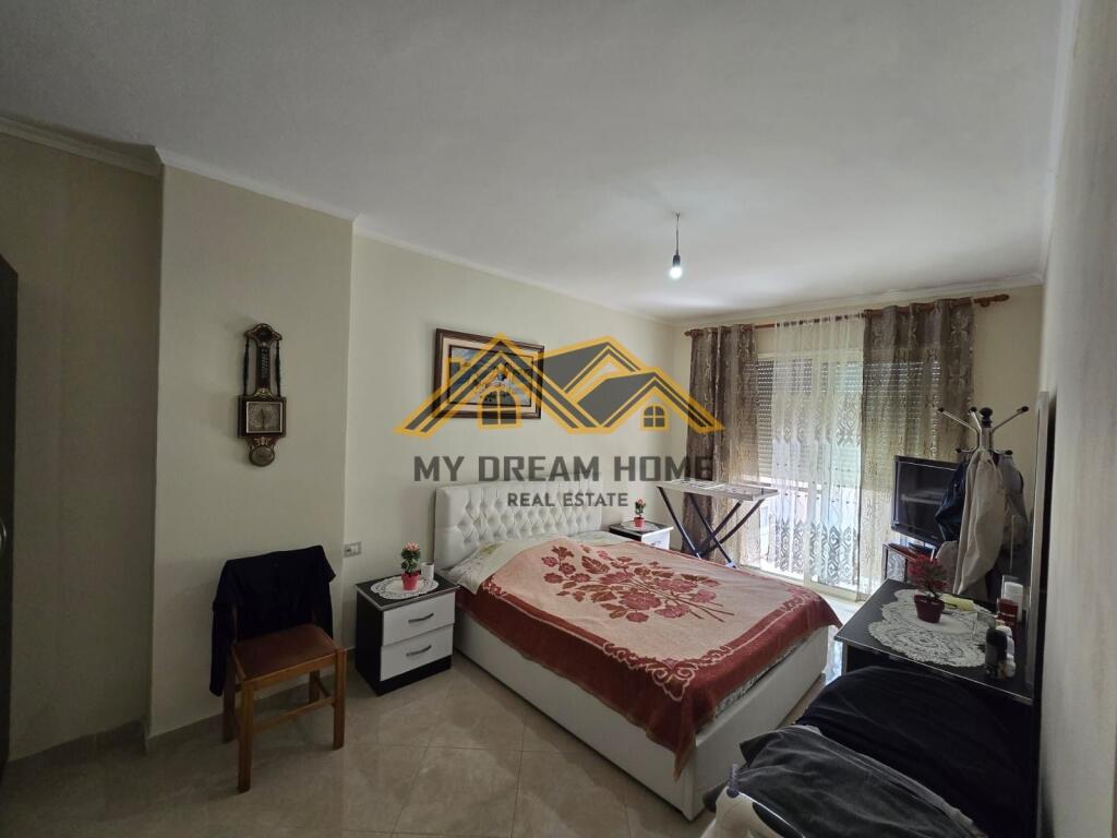 SHITET, APARTAMENT 2+1+2 , DURRES, ISH URT