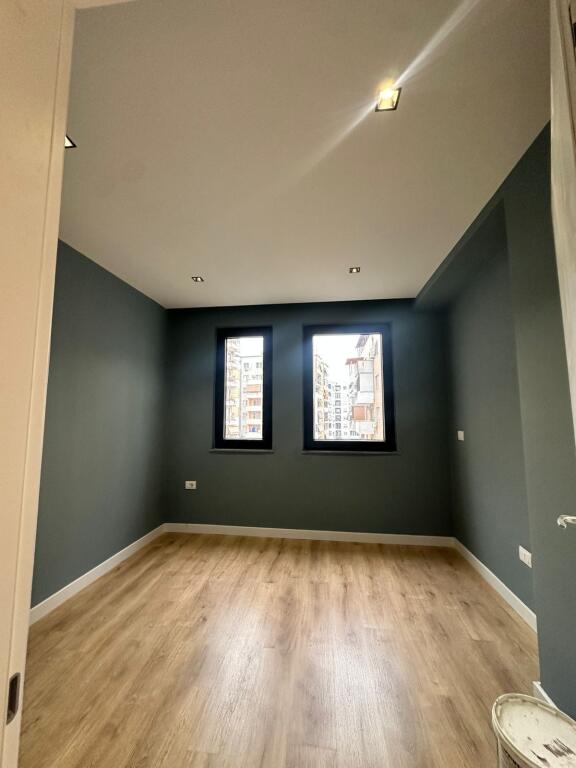 Shitet Apartament 3+1+2+Depo-Ish Alpha Bank, Astir