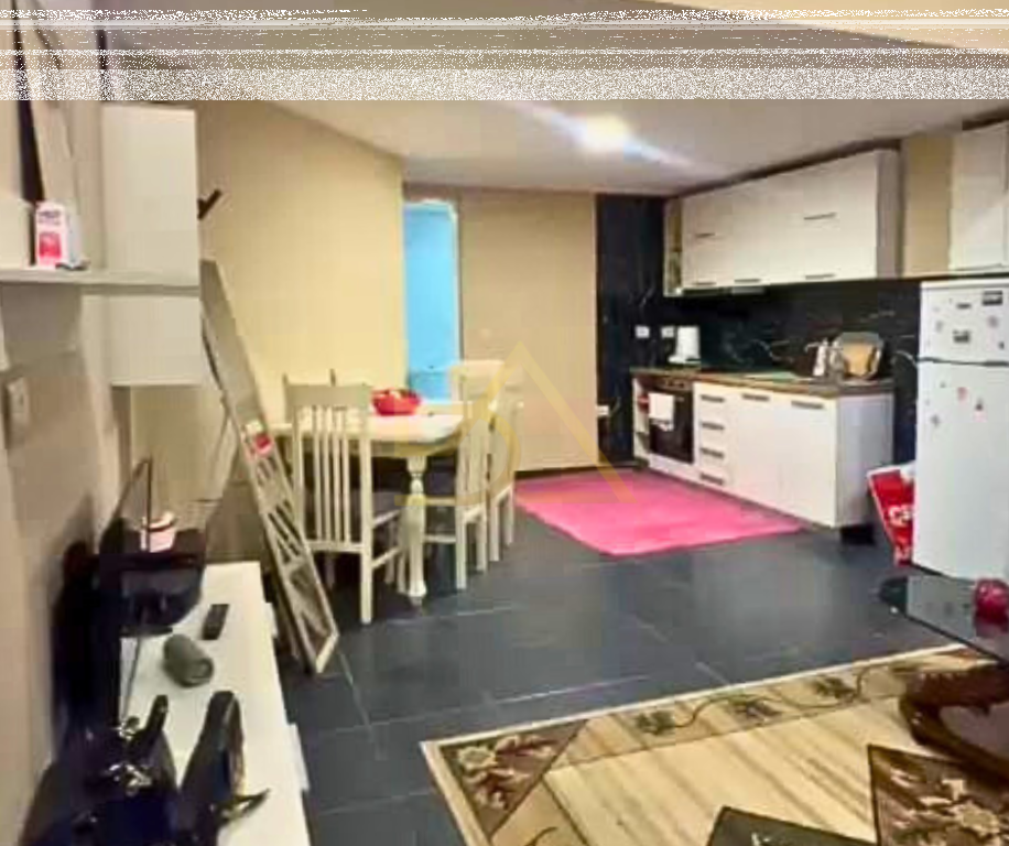 SHITET DUPLEX – LIQENI I THATË, TIRANË