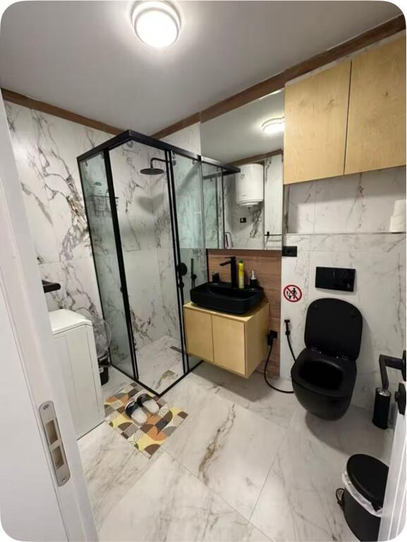 Apartament me qera - Pazari i Ri