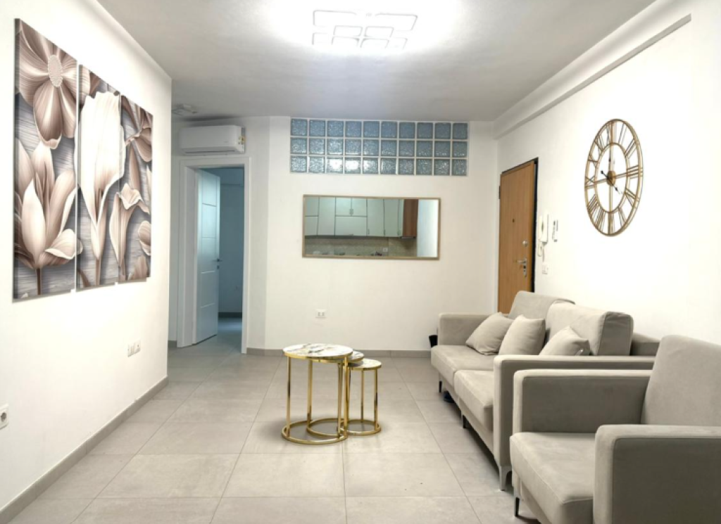 🏡 APARTAMENT 2+1 ME QIRA – MYSLYM SHYRI