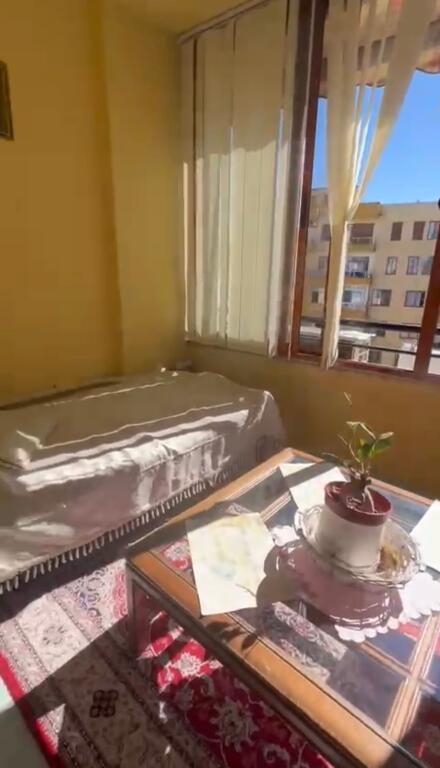 Apartament 2+1 me qera ne Misto Mame