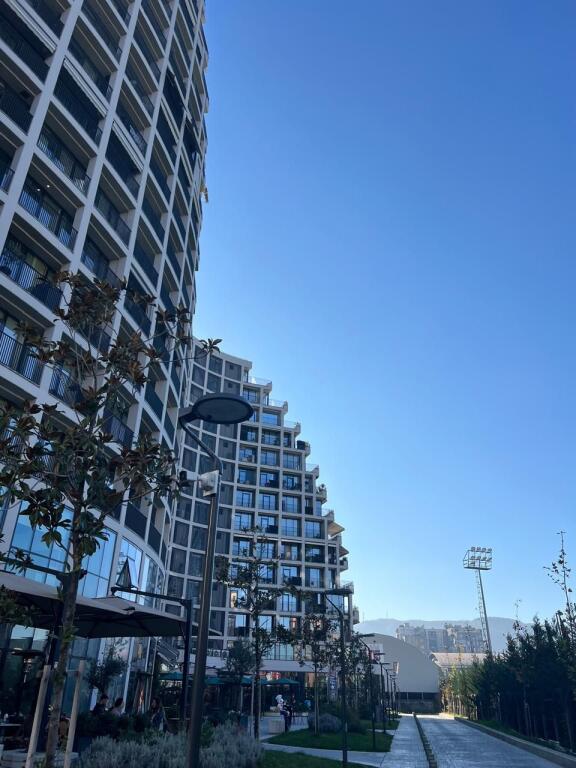 Apartament 1+1 Super i Mobiluar | Lake View, Rruga e Kosovareve ✨