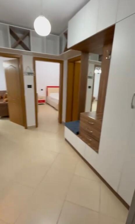 Jepet me qira 2+1+1 XHAMLLIKU 55.000 leke