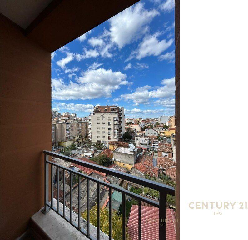 SHESIM 2+1 ME POST PARKIMI, SHKOLLA E KUQE.