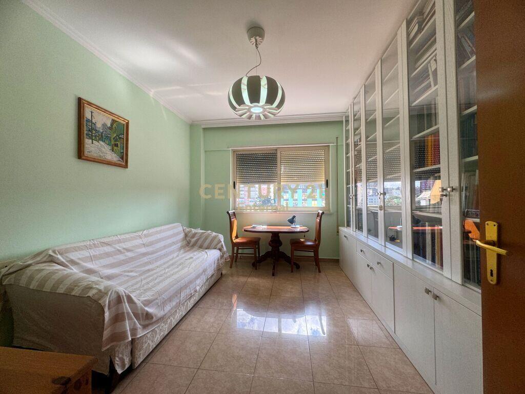 Apartament 2+1 per Qera te RTSH 800 € /Muaj