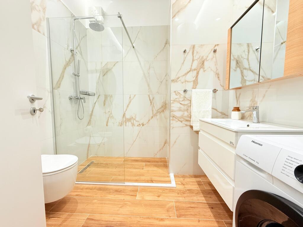 JEPET ME QIRA APARTAMENT LUKSOZ 1+1+POST PARKIM  Spring Residence, Vasil Shanto