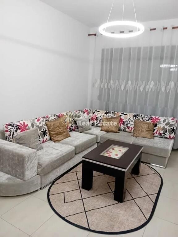 Affitto | Appartamento 1 + 1+Bllk | Astir | 450 €/mese