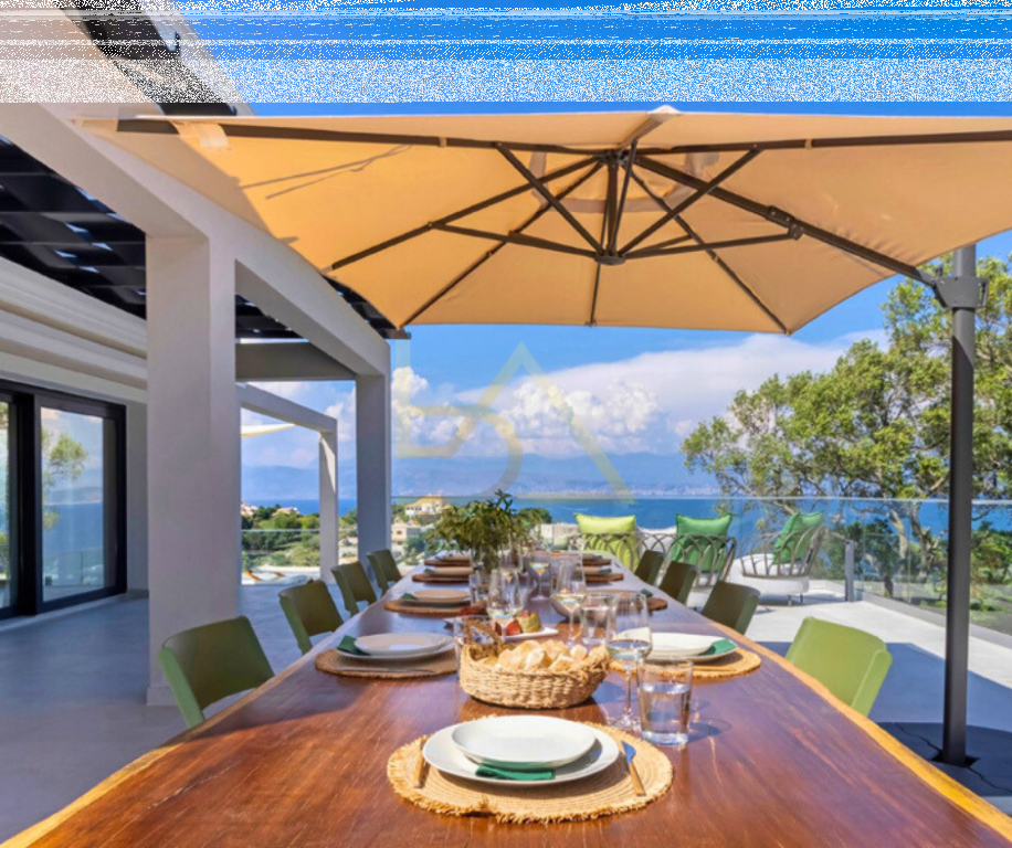 SHITET VILË LUKSOZE – KASSIOPI, KORFUZ, GREQI