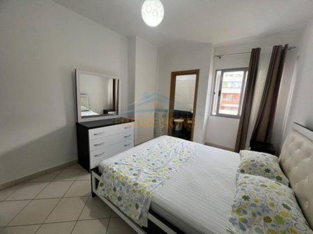 Qera. Apartament 2+1, Astir 450 euro