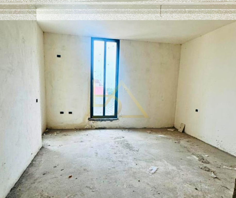SHITEN APARTAMENTE – ISHULL SHËNGJIN, LEZHË