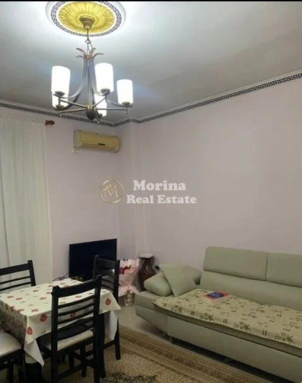 Affitto | Appartamento 2 + 1 | Comune di Parigi | 600 €/mese