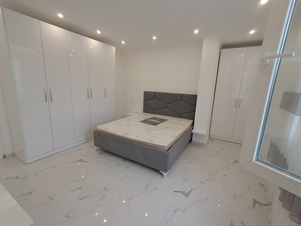 Jepet me qira apartament 2+1+2 + depo – Te Markata