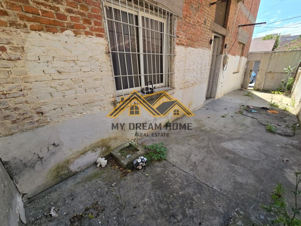 SHITET APARTAMENT 3+1 TEK EFTALI KOCI DURRES!