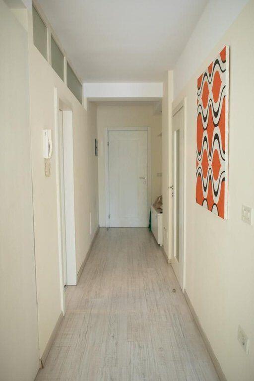 Ish-Blloku - Apartament modern 1+1 me qira! 900 € /Muaj