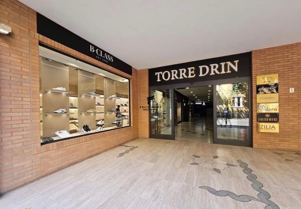 DYQAN ME QERA 91 M2 QENDER 3300 EURO