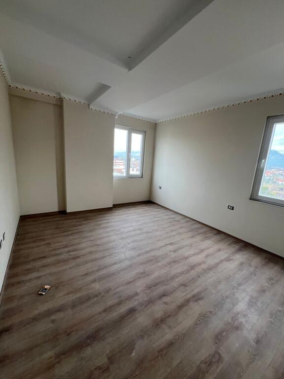Apartament ne shitje 2+1