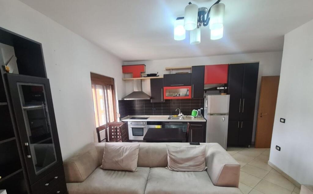 ✨ In Affitto – Appartamento 2+1+2 con Pianta Aperta a 21 Dhjetori