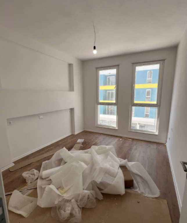 🏡 Shitet Apartament 1+1 – Univers City